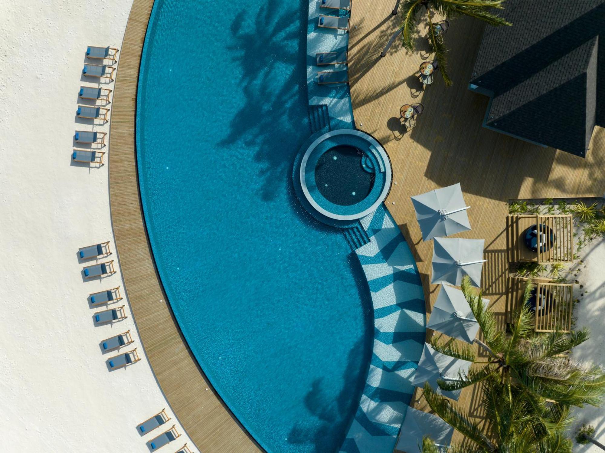 Avani Plus Fares Maldives Resort - 50 Percent Off On Seaplane Transfer For Minimum Stay Of 3 Nights And More For Stays Until 31 October 2025 Kendhoo Esterno foto